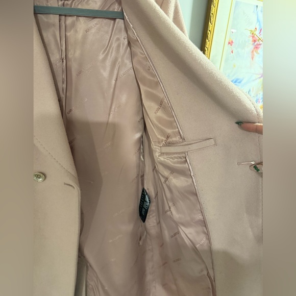 Karl Largerfeld coat - Picture 8 of 8